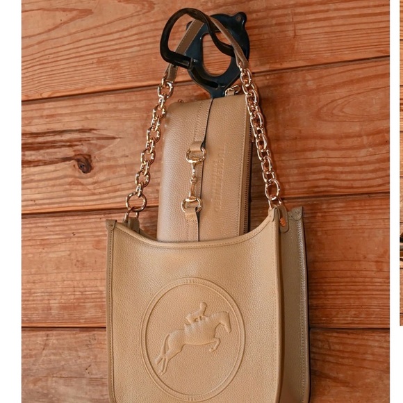 Tucker Tweed Middleton Messenger Bag - Picture 8 of 8